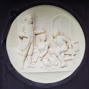 Tosca ivory alabaster decor plate grand opera collection italy hand carved